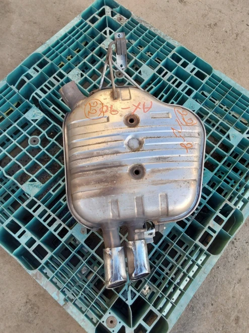 2004-2009 BMW 7521702 Rear Used OEM Exhaust Muffler