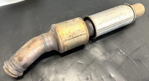 2022 BMW X1 2.0L Center Used OEM Exhaust Muffler
