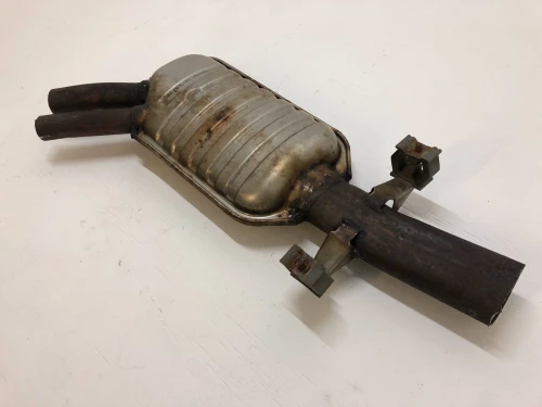 BMW 323i 18301437600 Rear Used OEM Exhaust Muffler