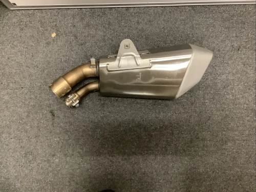 2015-2019 BMW 18518552567 Used OEM Exhaust Muffler