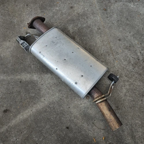 2018-2024 Chevrolet Traverse Center Used OEM Exhaust Muffler