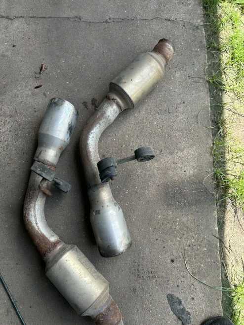2010-2015 Chevrolet Camaro Used OEM Exhaust Muffler