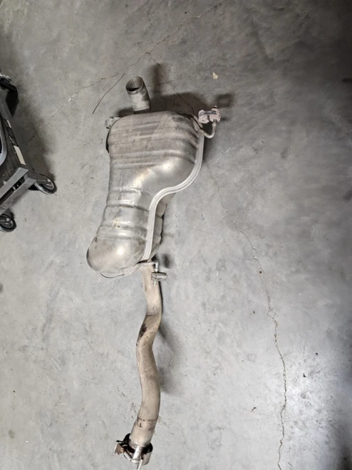 2015-2022 Dodge 68363997AA 2.4L Used OEM Exhaust Muffler