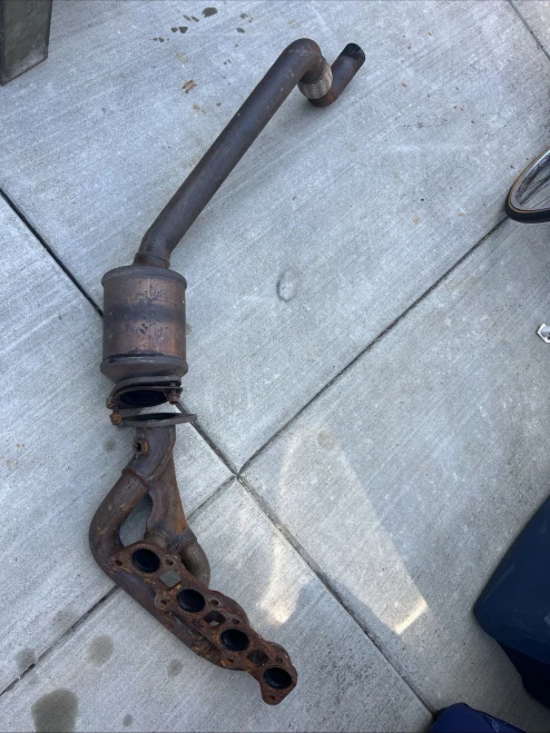 2016 Ford Mustang 5.0L Used OEM Exhaust Muffler