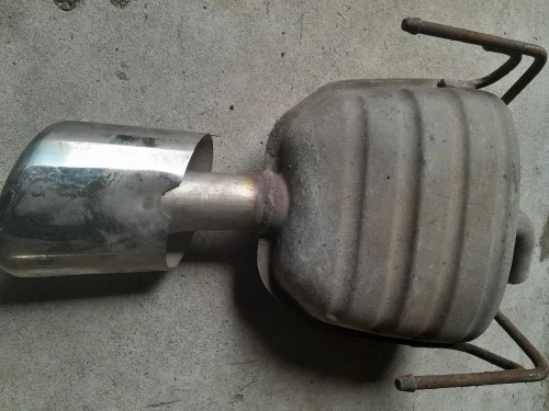 2009-2012 GMC Acadia 22757000 Left/Driver Used OEM Exhaust Muffler