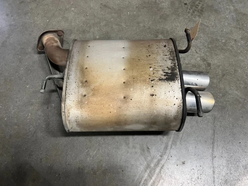 2003-2005 Infiniti G35 Rear RWD Used OEM Exhaust Muffler