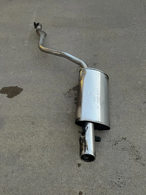 2004-2007 Jaguar XJR Left/Driver Rear Used OEM Exhaust Muffler
