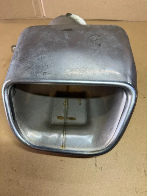 2014-2018 Jeep Cherokee 68236949AA Right/Passenger Used OEM Exhaust Muffler
