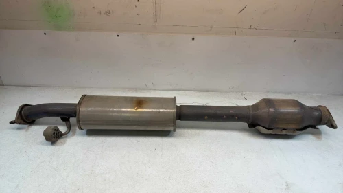 Kia Optima 28600C2400 2.4L Center Used OEM Exhaust Muffler
