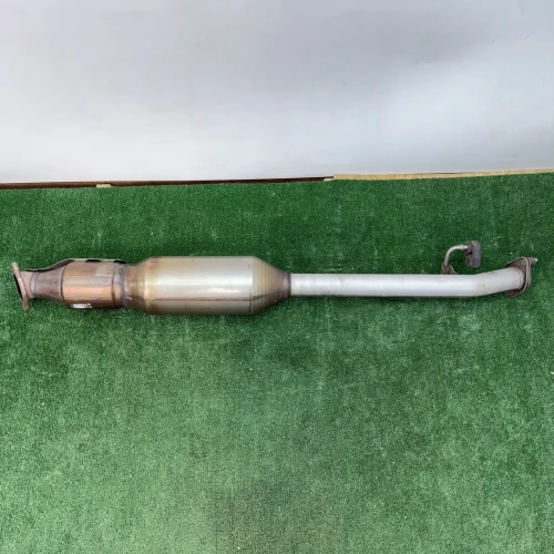 2021-2024 Kia K5 289502M720 1.6L Center FWD Used OEM Exhaust Muffler