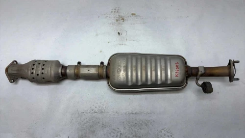 2016-2018 Kia Optima 28600A8010 Center Used OEM Exhaust Muffler