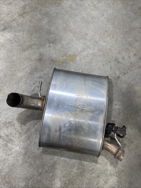 2013-2021 Land Rover Range Rover Right/Passenger Rear Used OEM Exhaust Muffler
