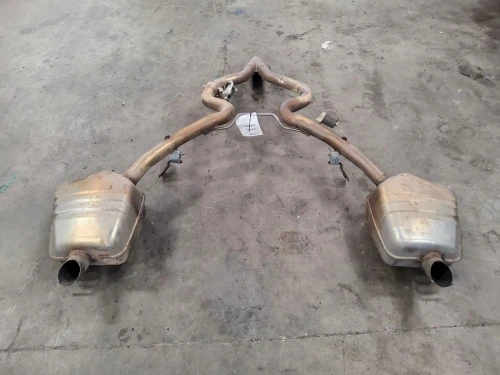 Land Rover Discovery 3.0L Rear Used OEM Exhaust Muffler