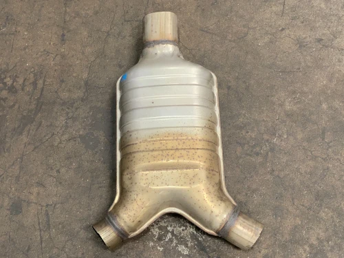 2017-2020 Mercedes-Benz E-Class Center Used OEM Exhaust Muffler