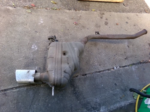 2006-2011 Mercedes-Benz ML350 Right/Passenger Rear Used OEM Exhaust Muffler