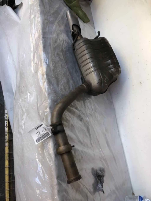 2008-2012 Mercedes-Benz C300 A2044912201 Left/Driver Used OEM Exhaust Muffler