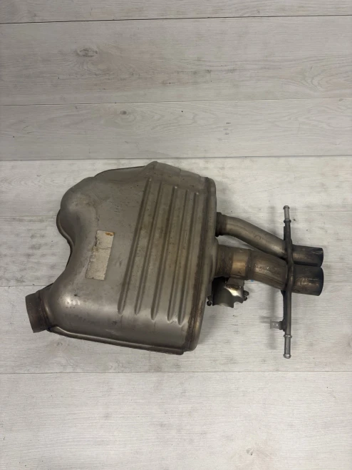 2014-2017 Mercedes-Benz S-Class 2224901101 5.5L Right/Passenger Used OEM Exhaust Muffler