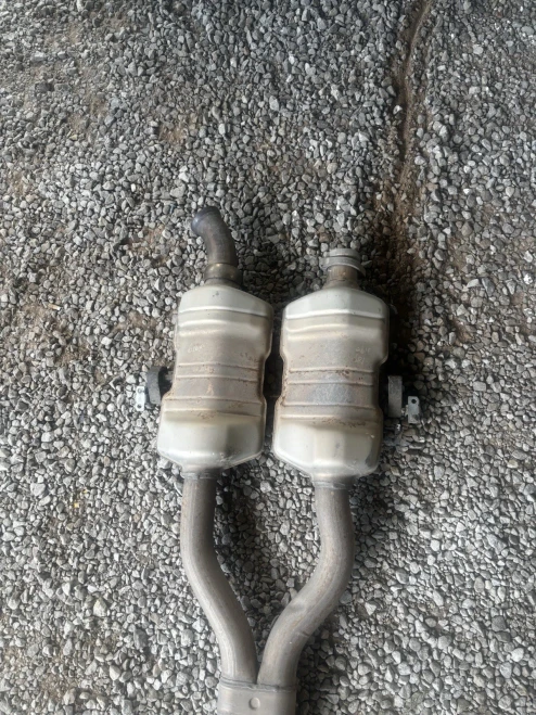 2007-2012 Mercedes-Benz GL450 1644905301 Front Used OEM Exhaust Muffler