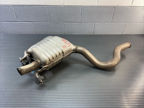 2017-2018 Mercedes-Benz C-Class 4.0L Right/Passenger Rear Used OEM Exhaust Muffler