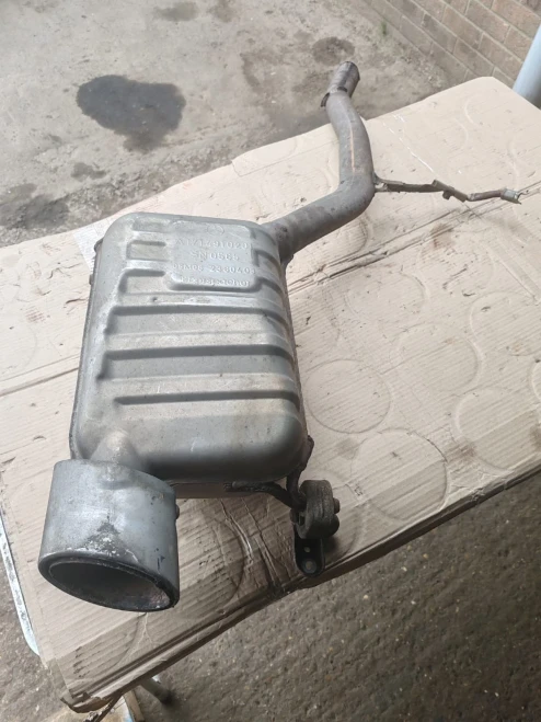 Mercedes-Benz A1714910401 Left/Driver Used OEM Exhaust Muffler