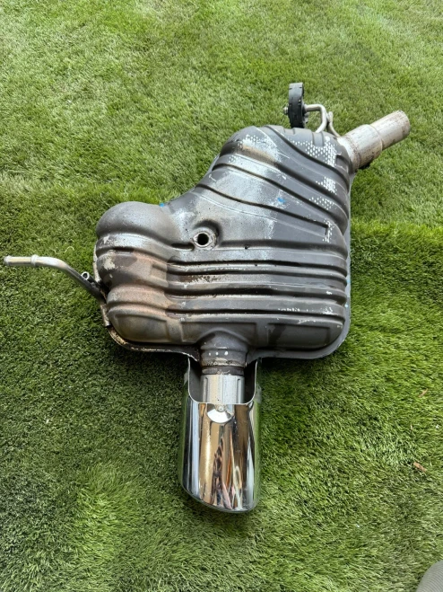2006-2010 Mercedes-Benz A2514900301 Left/Driver Used OEM Exhaust Muffler