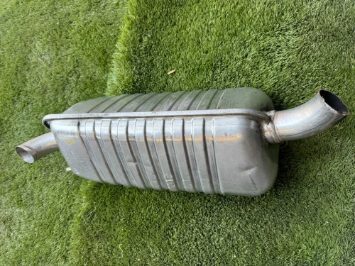 2000-2006 Mercedes-Benz S500 2204910700 Left/Driver Used OEM Exhaust Muffler