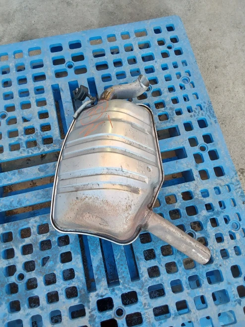 2006-2009 Mercedes-Benz E350 2114911001 Left/Driver Rear Used OEM Exhaust Muffler