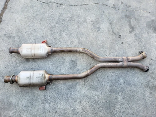 Mercedes-Benz 1644908101 Left & Right Center Used OEM Exhaust Muffler