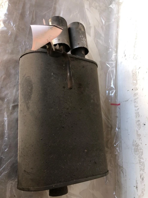 2004-2006 Nissan Maxima Right/Passenger Used OEM Exhaust Muffler