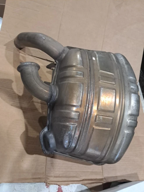 1999-2000 Porsche 911 99611112257 Left/Driver Used OEM Exhaust Muffler