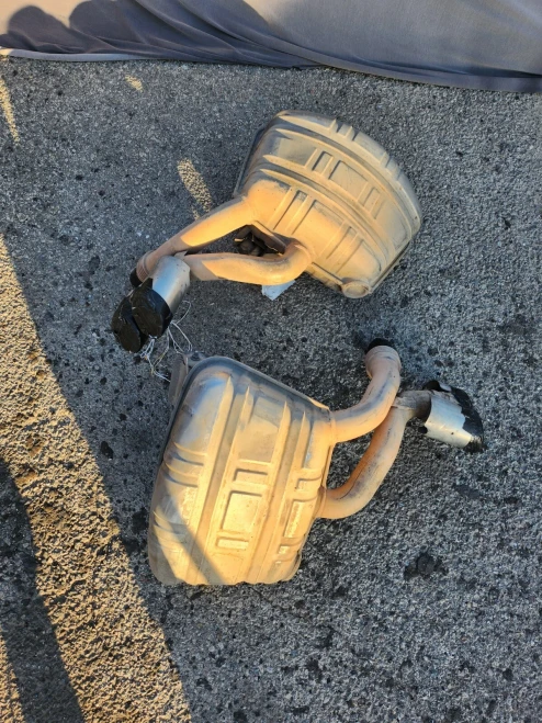2007 Porsche Carrera Left & Right Used OEM Exhaust Muffler