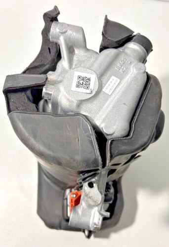 2020-24 TESLA MODEL Y AC COMPRESSOR PUMP W ACOUSTIC COVER 1501256-00-M OEM