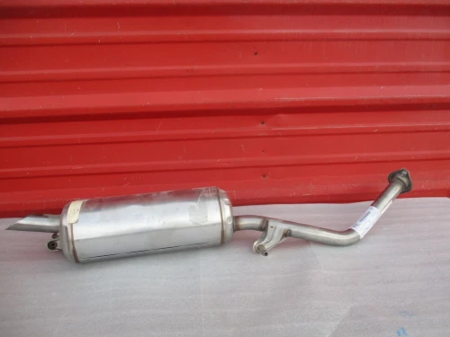 2010-2015 Toyota Prius 1743037300 Used OEM Exhaust Muffler