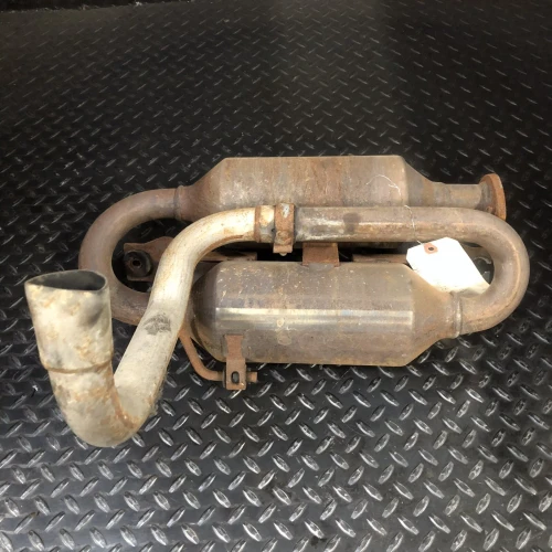 2002-2015 Toyota 1755013371 Used OEM Exhaust Muffler