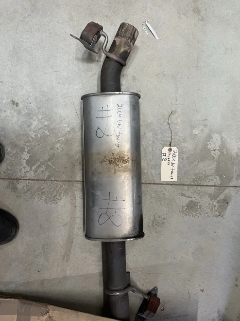 2004-2007 Volkswagen Touareg 7L6253211G Rear Used OEM Exhaust Muffler