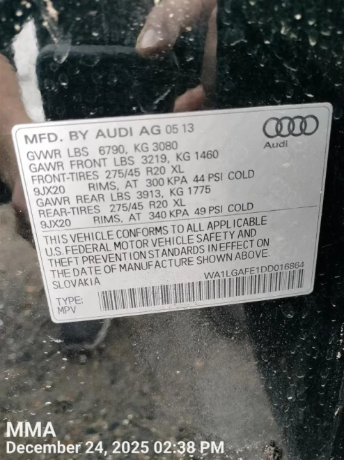 2011-2015 Audi Q7 7L8407257B Front Left/Driver Used OEM Steering Knuckle Spindle
