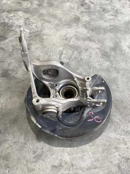 2013-2018 Audi S7 Rear Right/Passenger Quattro With Hub Used OEM Steering Knuckle Spindle