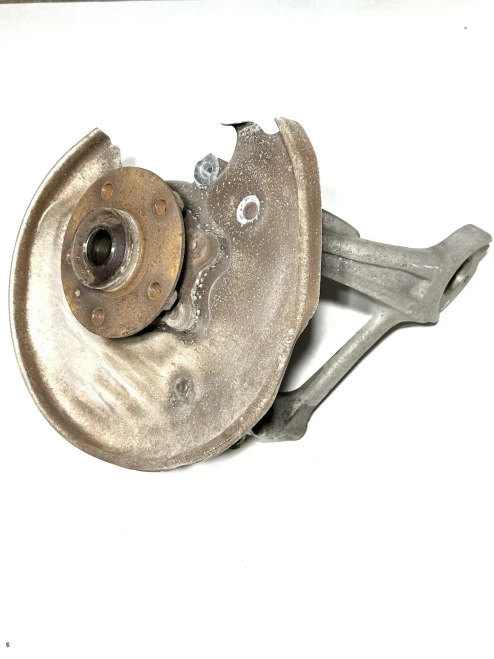 2013-2017 Audi Q5 Rear Right/Passenger With Hub Used OEM Steering Knuckle Spindle