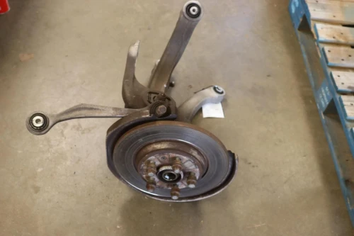 2009-2012 Audi Q5 Rear Left/Driver AWD With Hub Used OEM Steering Knuckle Spindle