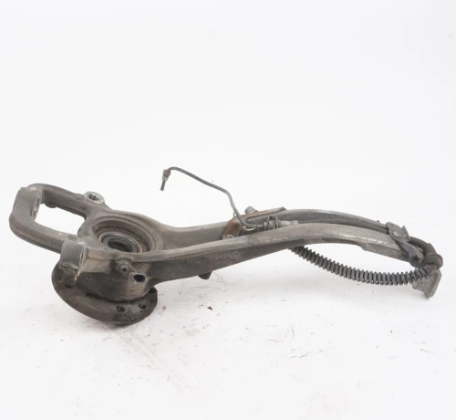 2011-2015 Audi Q7 Front Right/Passenger With Hub Used OEM Steering Knuckle Spindle