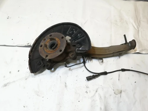 Audi Q7 7P6407246A Front Right/Passenger Used OEM Steering Knuckle Spindle
