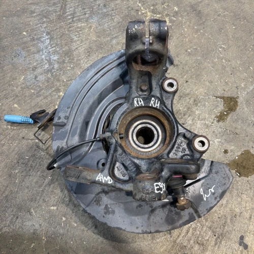 BMW 3 Series Front Right/Passenger AWD With Hub Used OEM Steering Knuckle Spindle