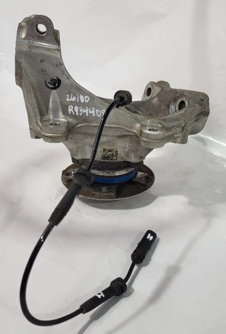 2014-2016 BMW Front Left/Driver RWD Used OEM Steering Knuckle Spindle