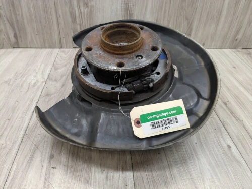 2016 BMW 340i Front Right/Passenger With Bearing Used OEM Steering Knuckle Spindle