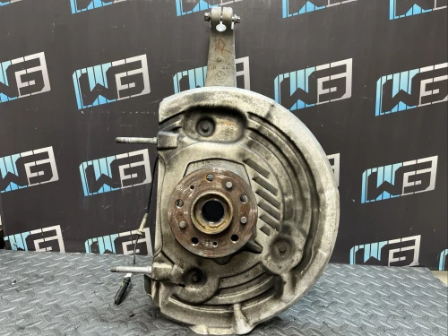 2018-2023 BMW M8 Front Right/Passenger Used OEM Steering Knuckle Spindle