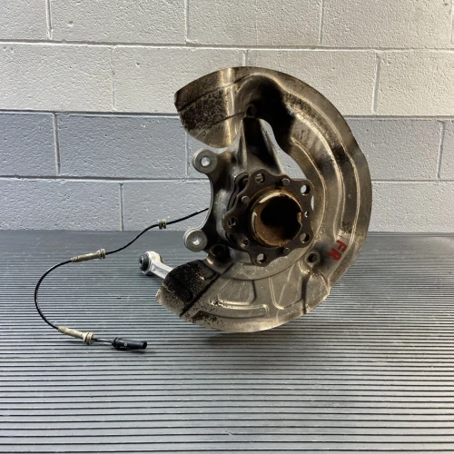 2015-2021 BMW M4 Front Right/Passenger With Hub Used OEM Steering Knuckle Spindle