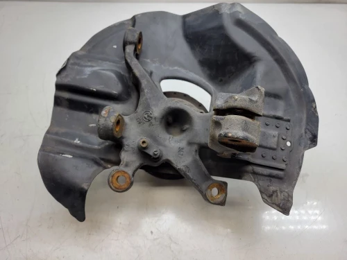 2001-2005 BMW 330i 31211096430 Front Right/Passenger Used OEM Steering Knuckle Spindle