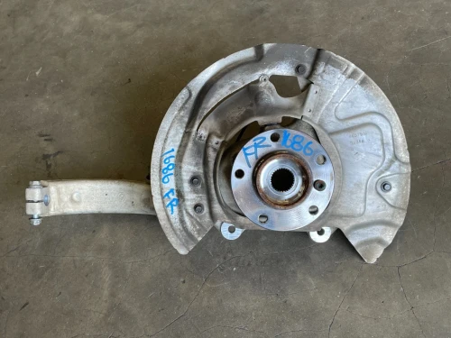 2014-2018 BMW X5 Front Right/Passenger AWD With Hub Used OEM Steering Knuckle Spindle