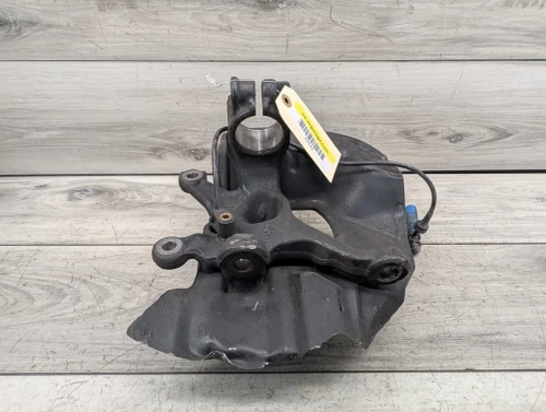 2003-2008 BMW Z4 Front Right/Passenger With Bearing Used OEM Steering Knuckle Spindle