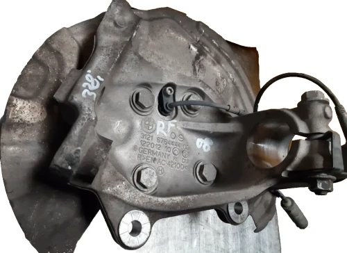 2006-2011 BMW 325i 6764444 Front Right/Passenger Used OEM Steering Knuckle Spindle